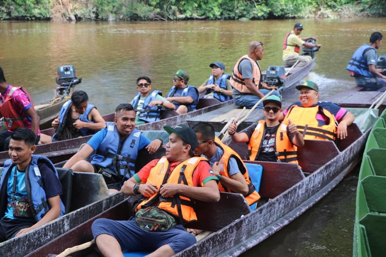 Liana Hostel Taman Negara Jerantut Exteriör bild